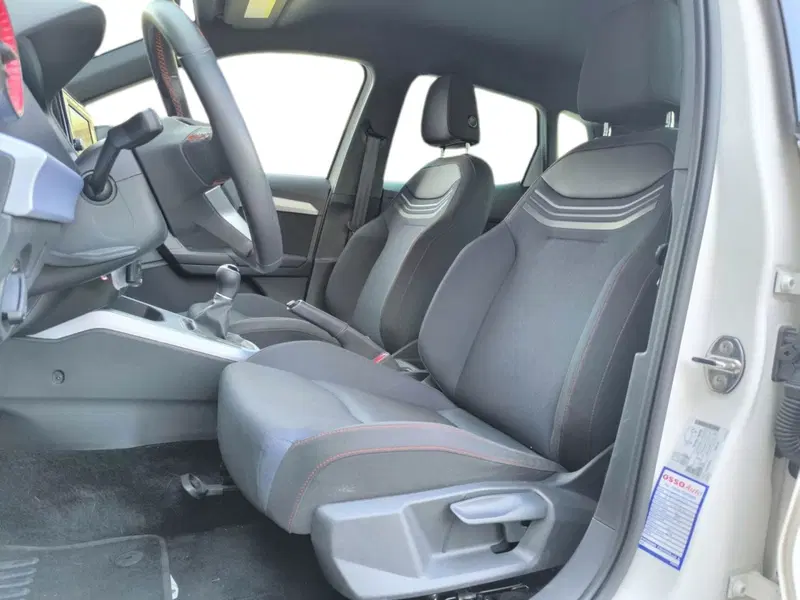 SEAT Arona usata a Udine (8)