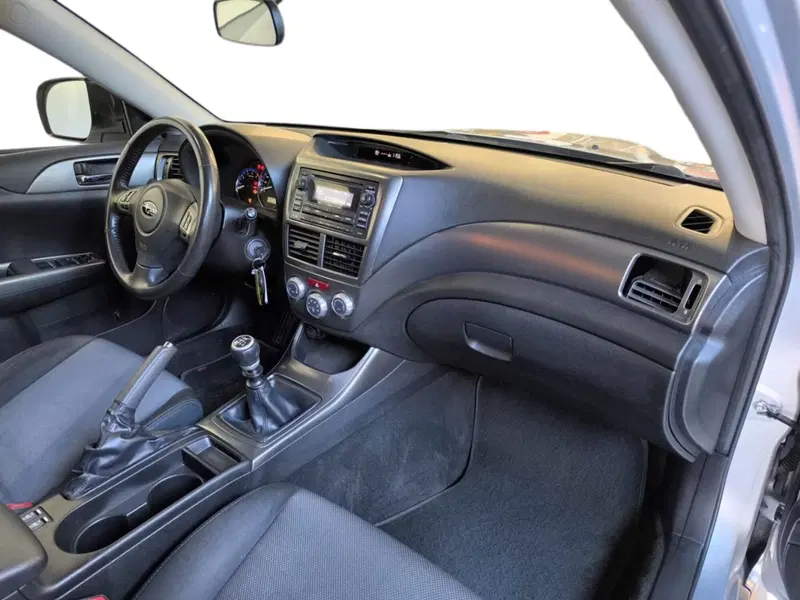 Subaru Impreza usata a Udine (12)