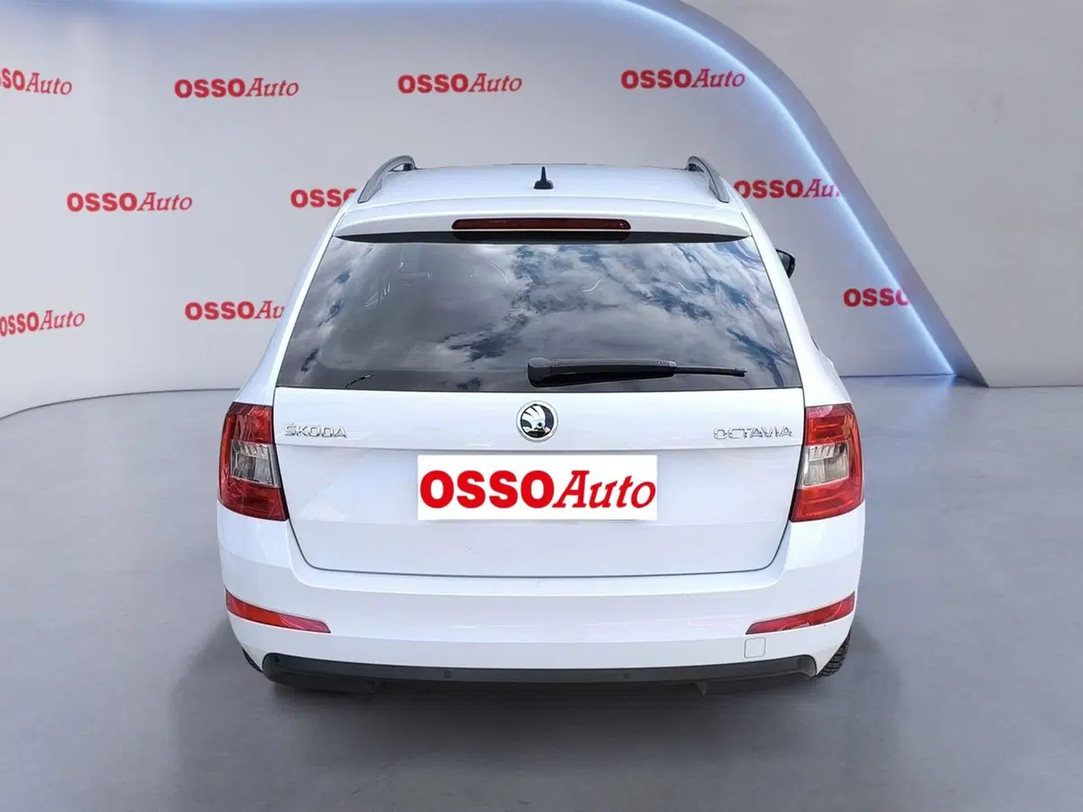Skoda Octavia Station Wagon usata a Udine (6)