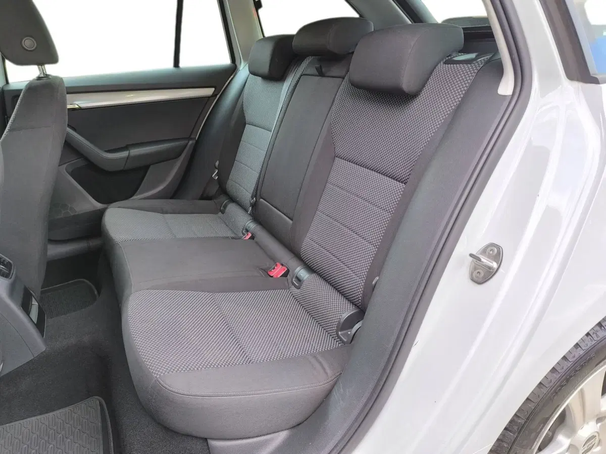Skoda Octavia Station Wagon usata a Udine (9)