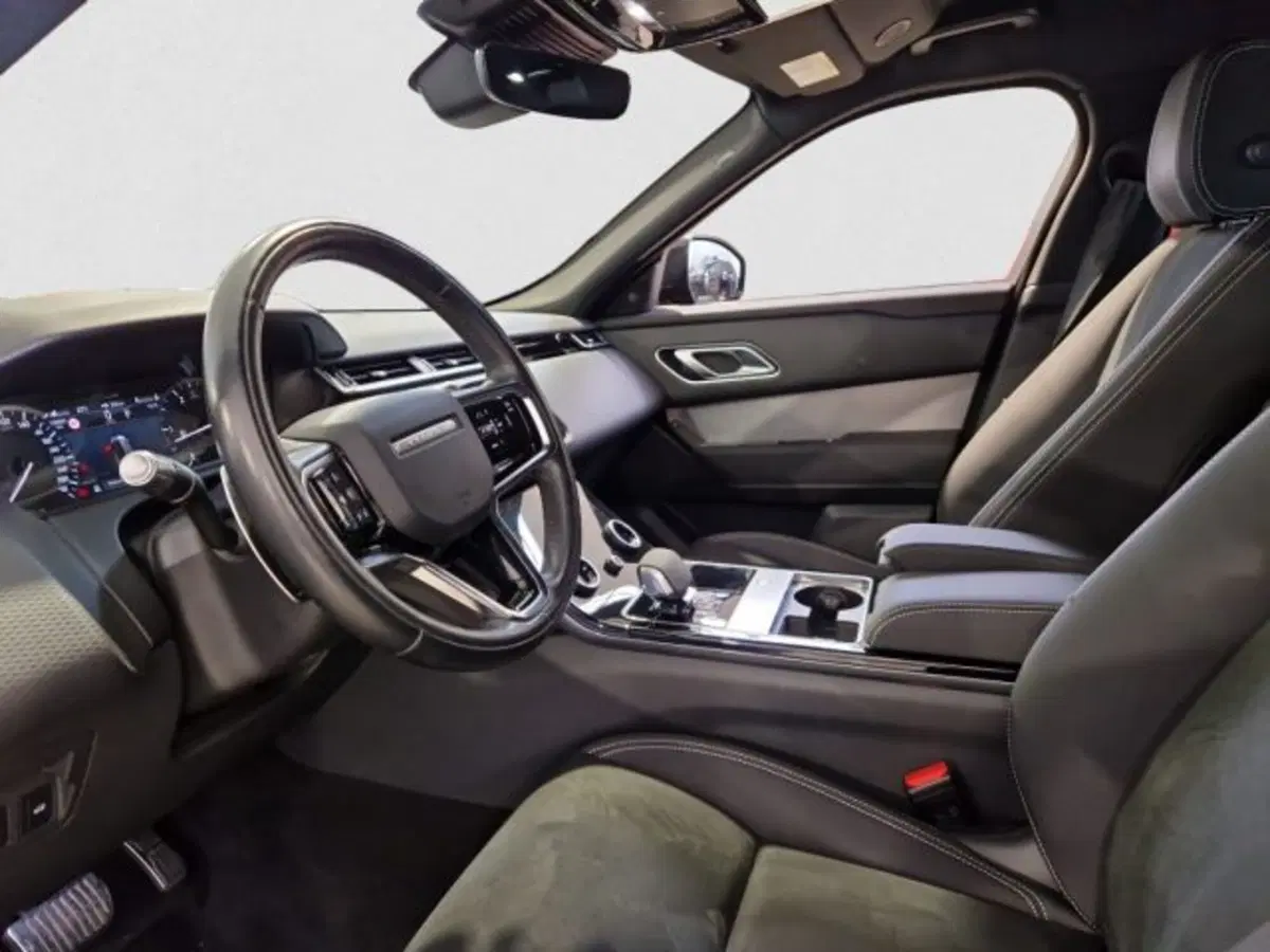 Land Rover Range Rover Velar usata a Livorno (14)