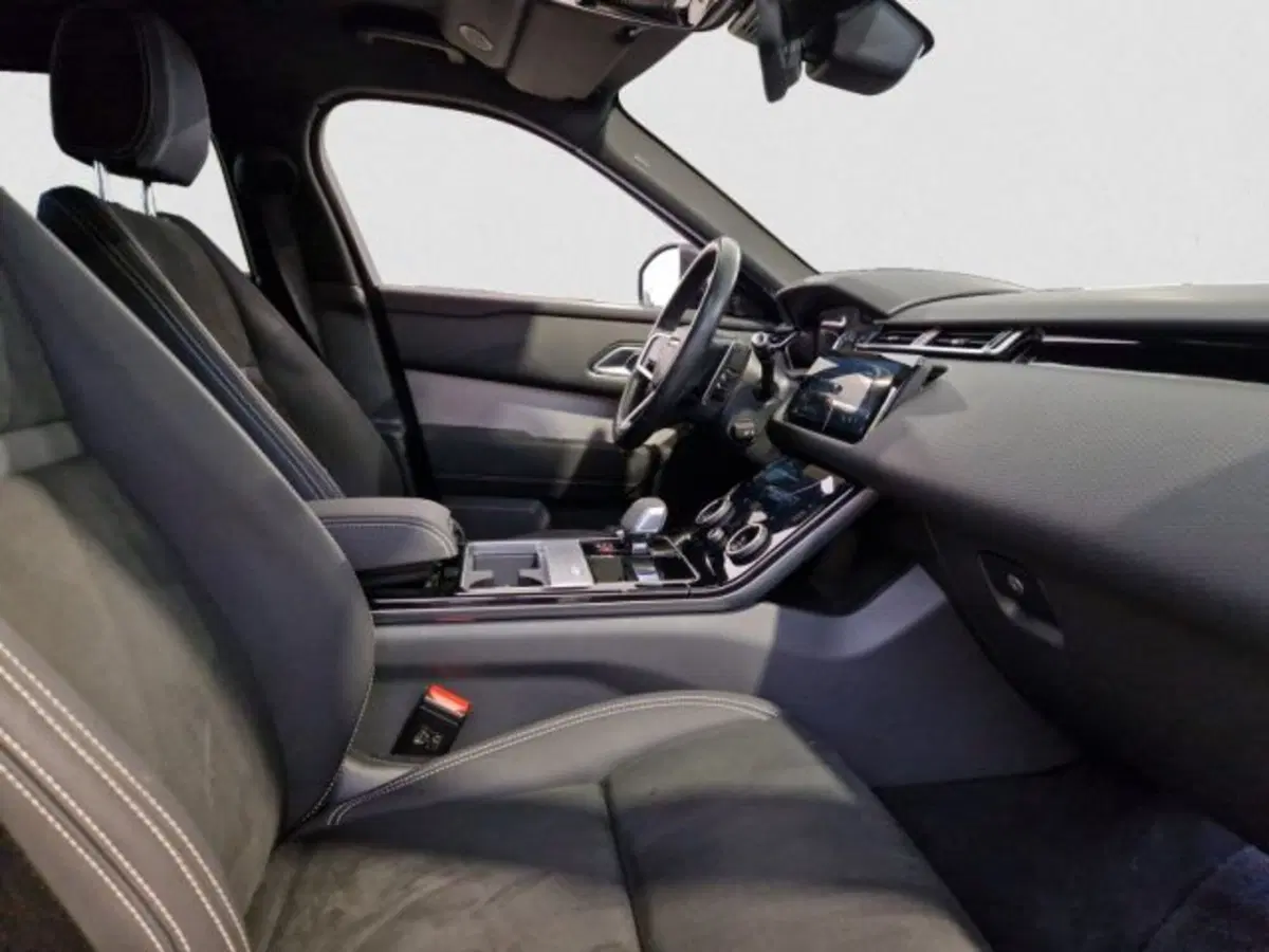 Land Rover Range Rover Velar usata a Livorno (5)