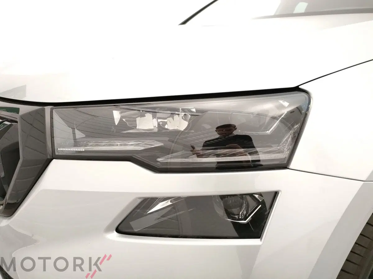 Skoda Karoq nuova a Varese (3)