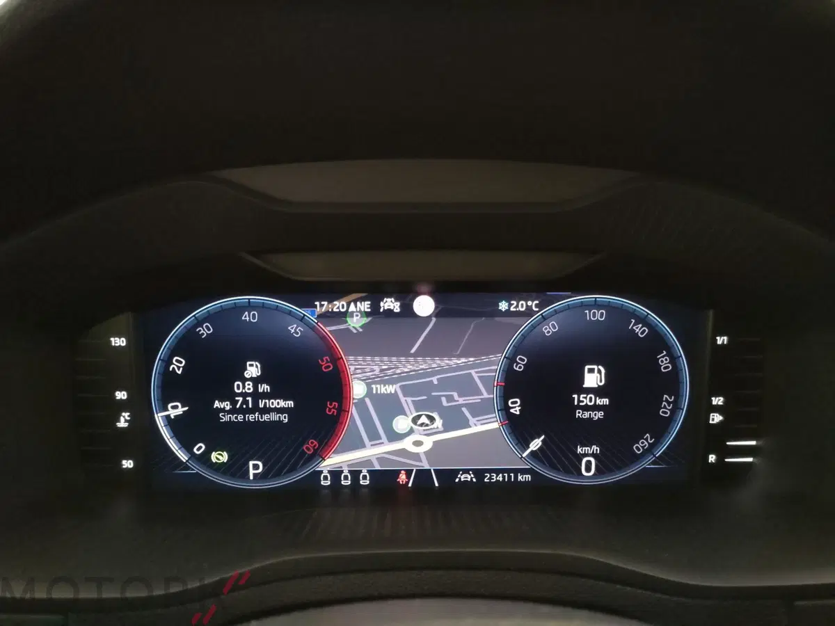 Skoda Karoq usata a Varese (20)