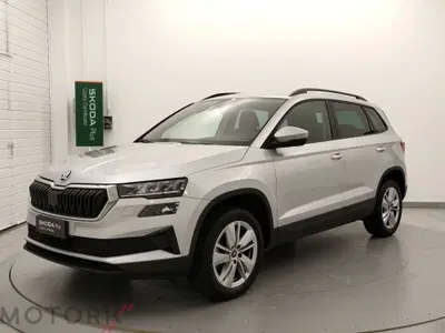 Skoda Karoq 1.0 tsi Executive 115cv del 2025 usata a Busto Arsizio