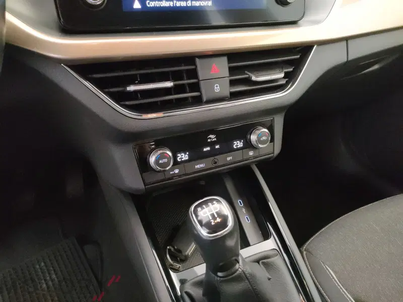 Skoda Kamiq usata a Varese (14)