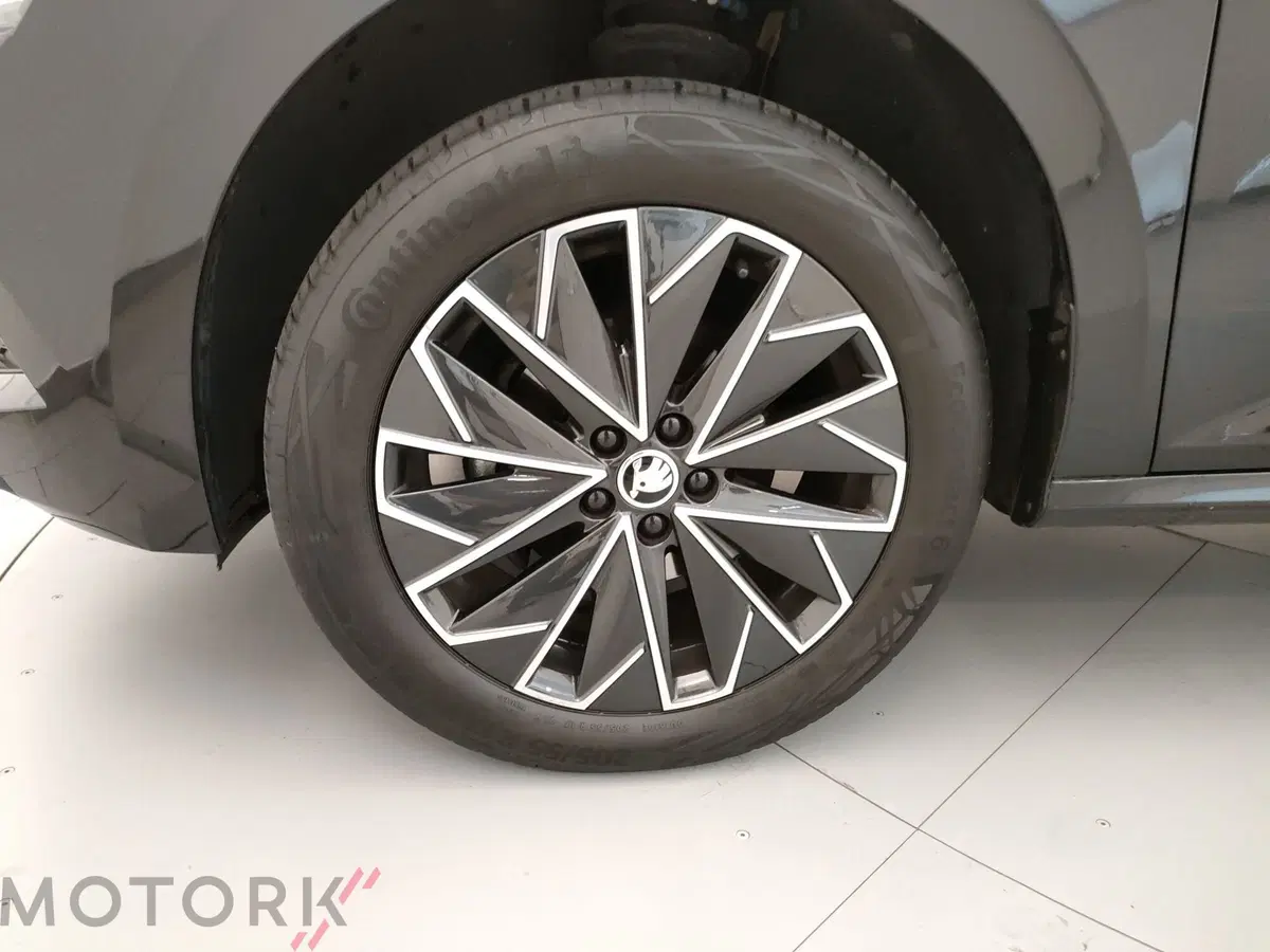Skoda Kamiq usata a Varese (7)