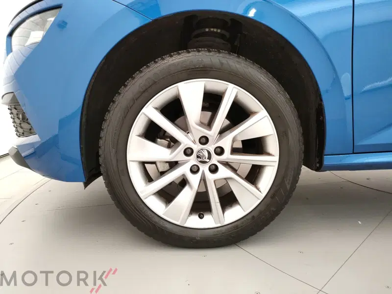 Skoda Kamiq usata a Varese (7)