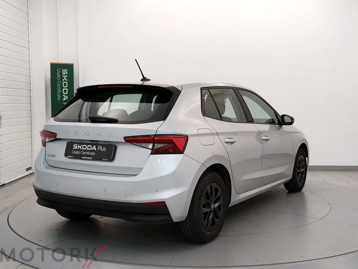 Skoda Fabia usata a Varese (5)