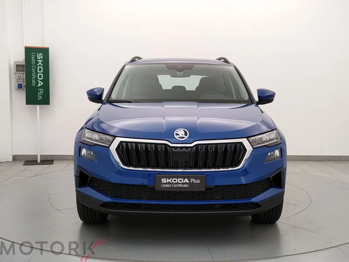 Skoda Karoq nuova a Varese (2)