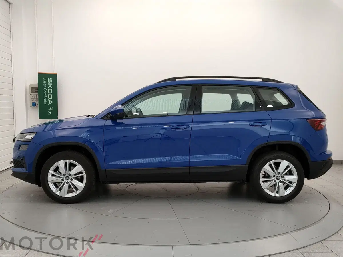 Skoda Karoq nuova a Varese (3)