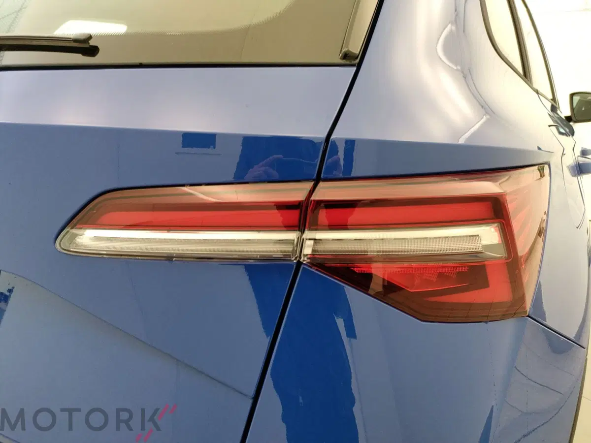 Skoda Karoq nuova a Varese (8)