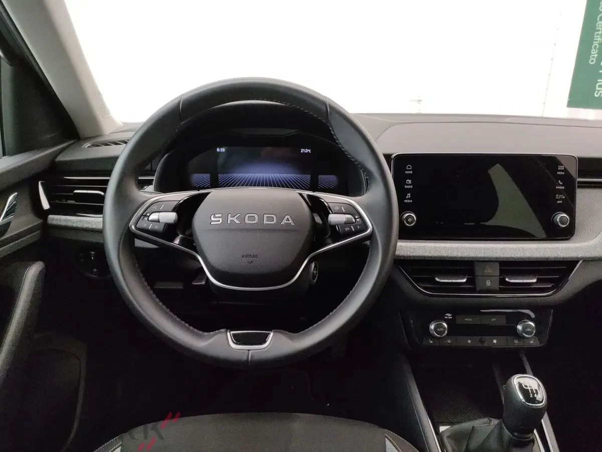 Skoda Kamiq usata a Varese (12)