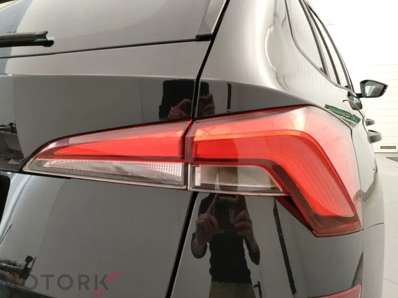 Skoda Kamiq usata a Varese (8)
