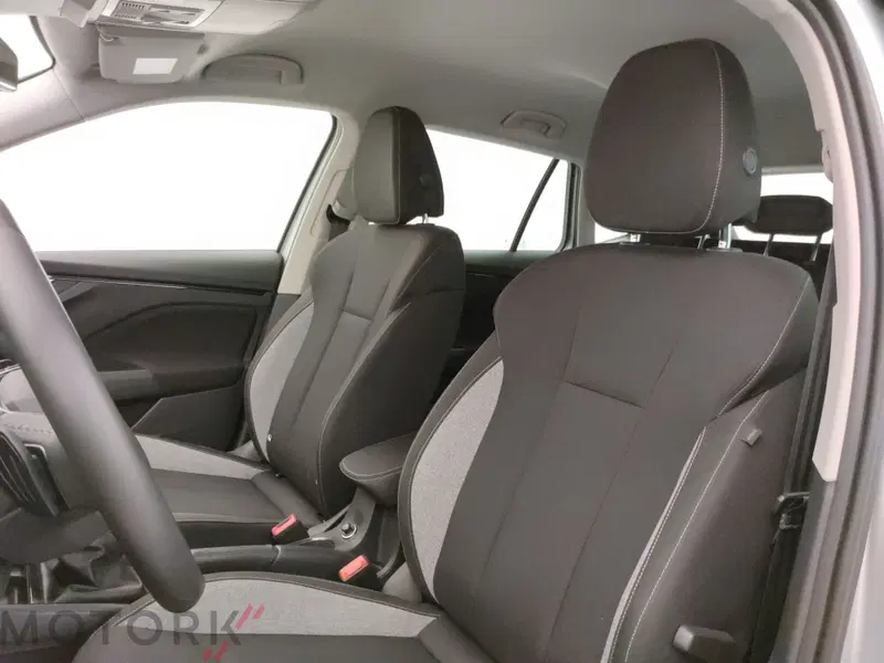 Skoda Kamiq usata a Varese (11)