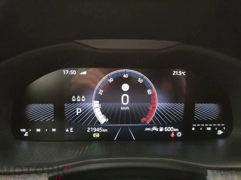 Skoda Kamiq usata a Varese (18)