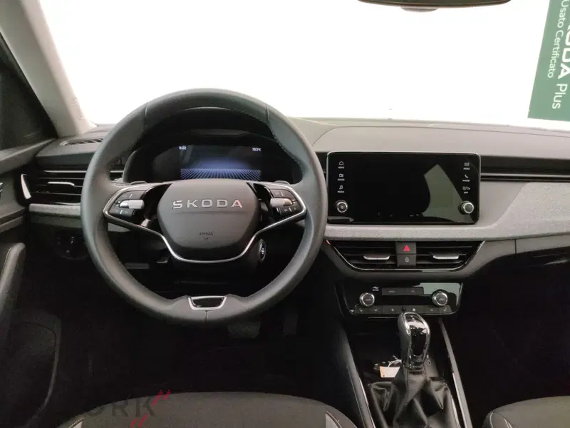 Skoda Kamiq usata a Varese (13)