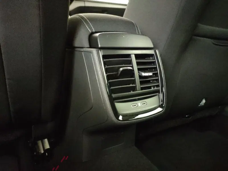 Skoda Kamiq nuova a Varese (12)