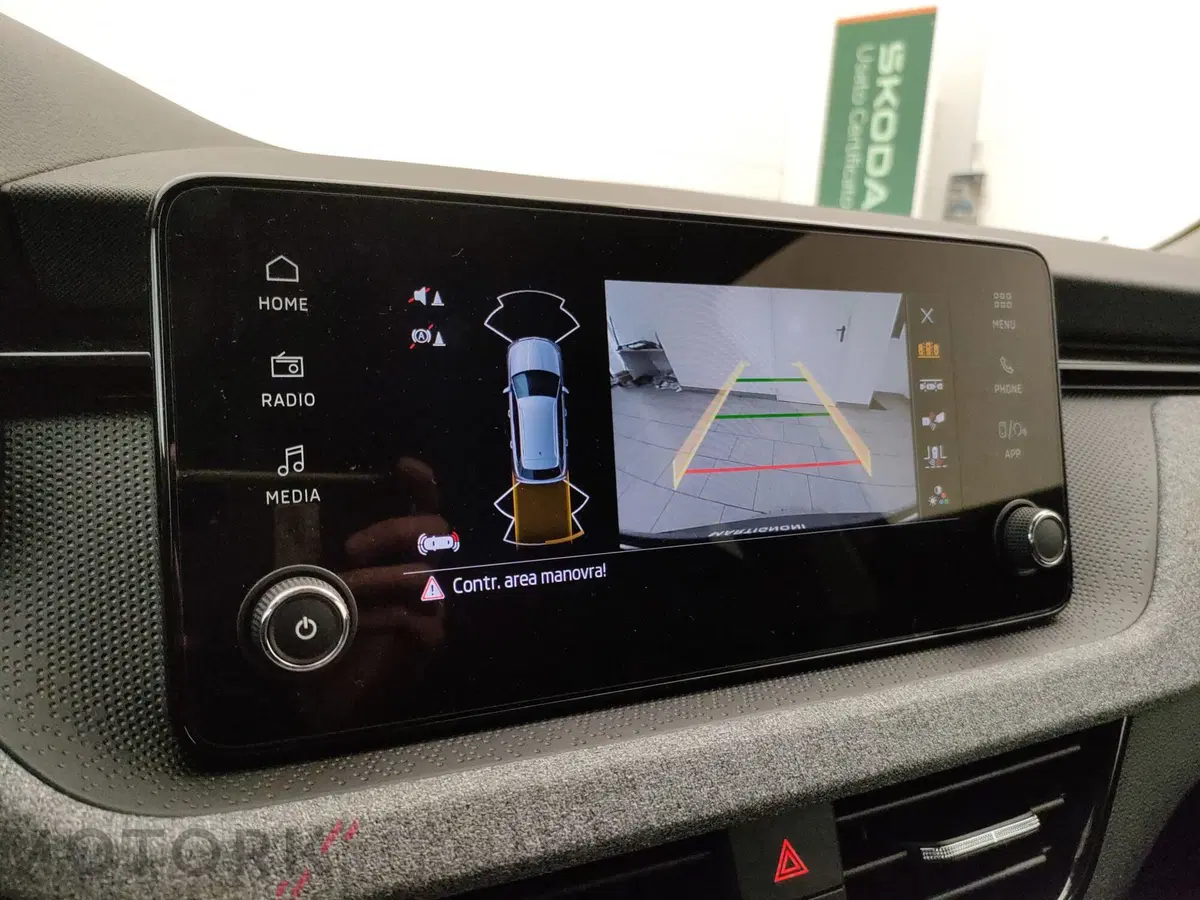 Skoda Kamiq nuova a Varese (18)