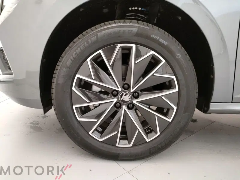 Skoda Kamiq nuova a Varese (6)