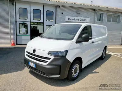 Volkswagen Veicoli Commerciali T6.1 Transporter 28 2.0 tdi 110cv kombi Business p.c. nuova a Modena