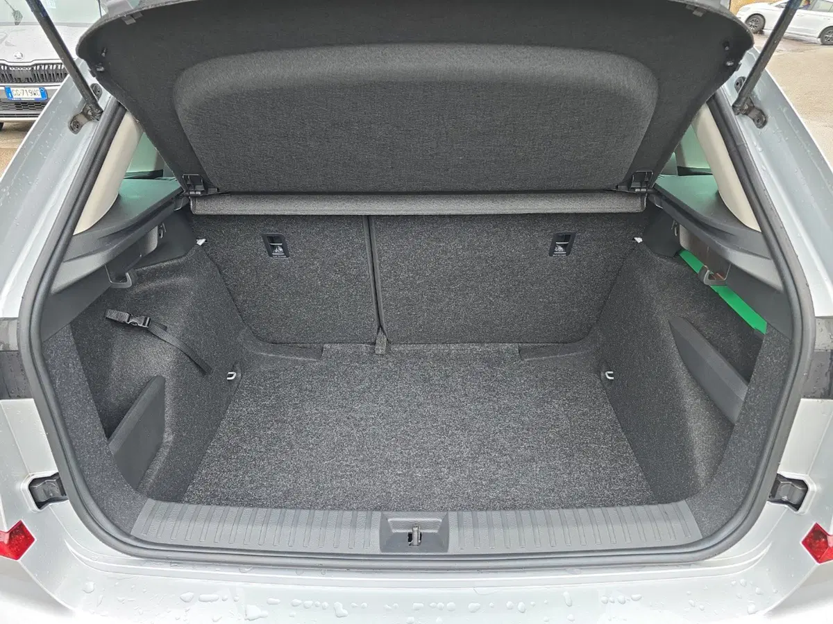 Skoda Kamiq nuova a Siena (10)