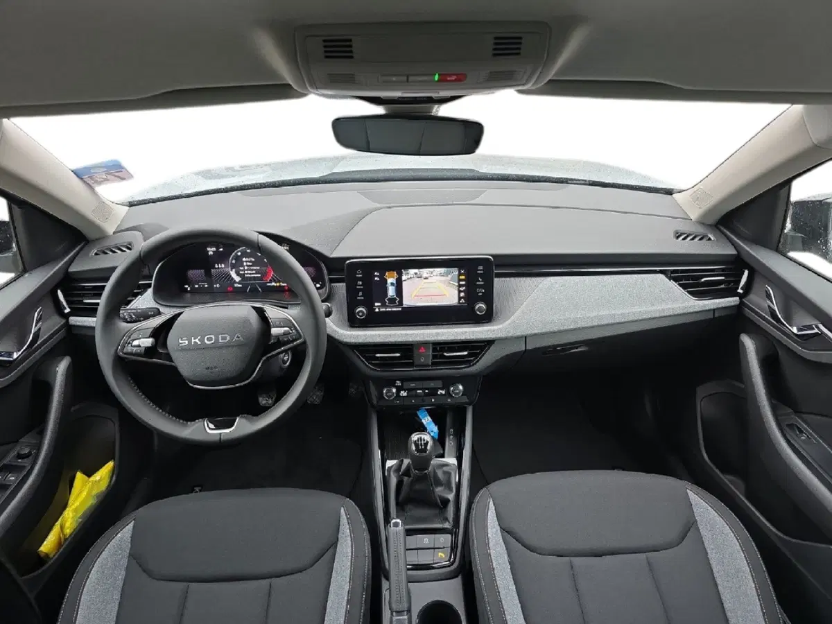 Skoda Kamiq nuova a Siena (13)