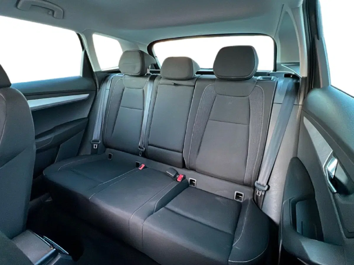 Skoda Karoq usata a Grosseto (12)