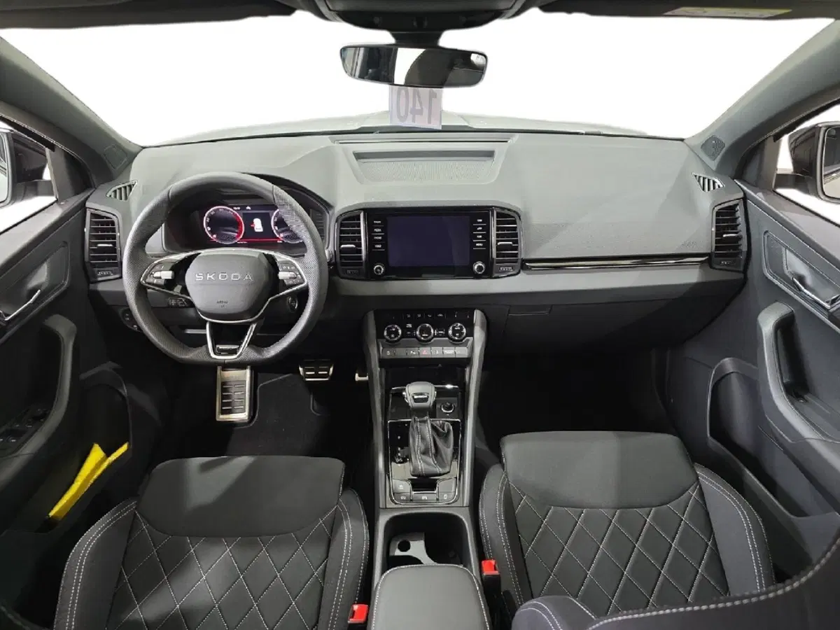 Skoda Karoq nuova a Siena (11)
