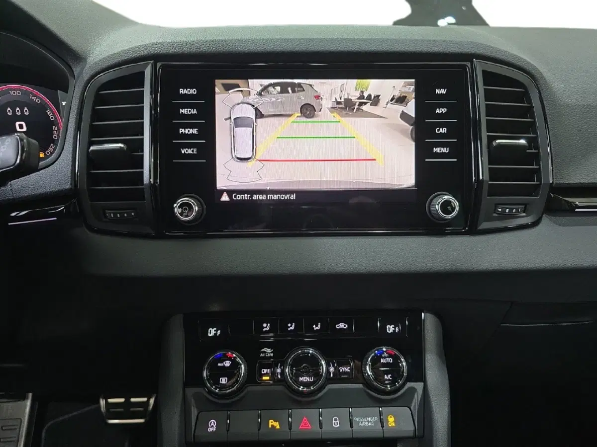 Skoda Karoq nuova a Siena (12)