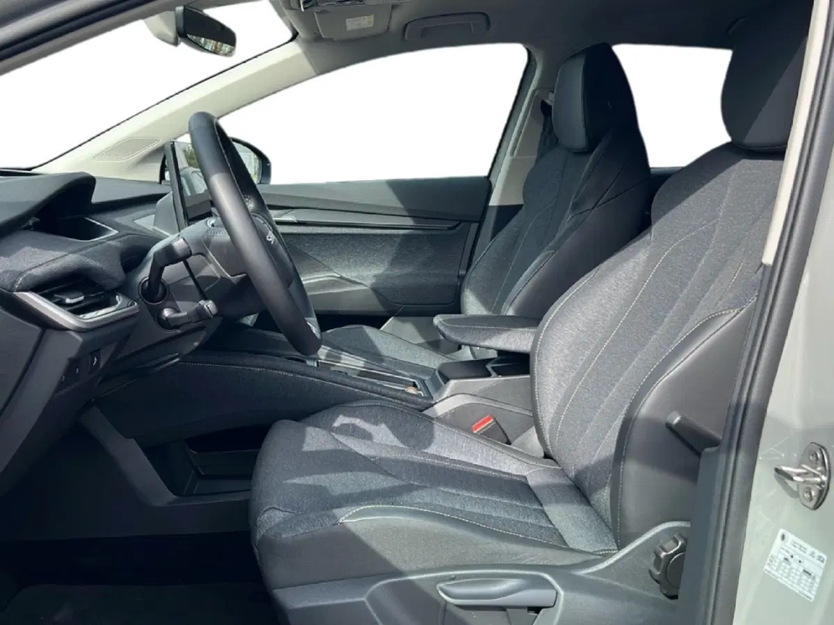 Skoda Elroq nuova a Siena (11)