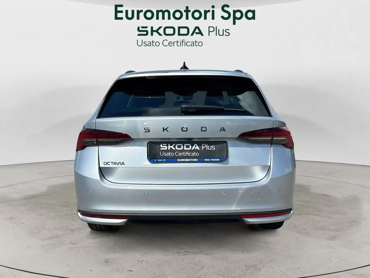 Skoda Octavia Station Wagon usata a Siena (4)