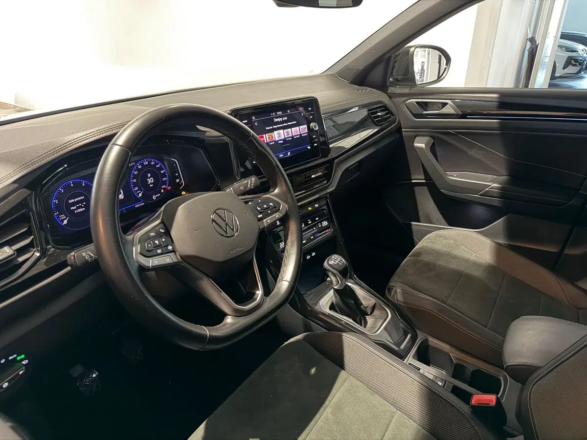 Volkswagen T-Roc usata a Genova (10)
