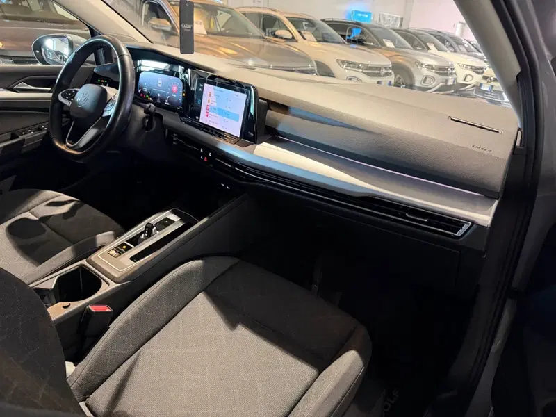 Volkswagen Golf usata a Genova (10)