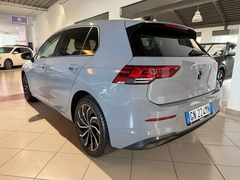Volkswagen Golf usata a Genova (3)