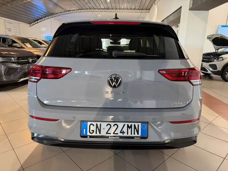 Volkswagen Golf usata a Genova (4)