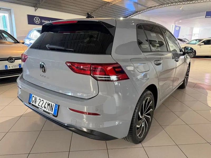 Volkswagen Golf usata a Genova (5)
