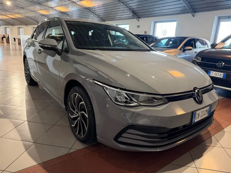 Volkswagen Golf usata a Genova (6)