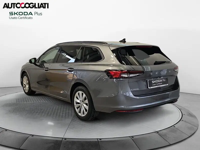 Skoda Superb usata a Lecco (5)
