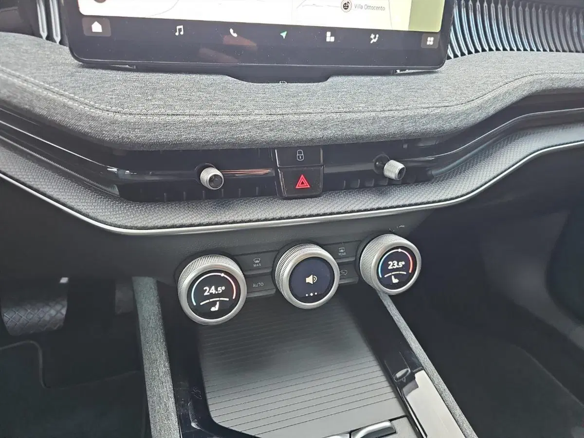 Skoda Superb usata a Lecco (14)