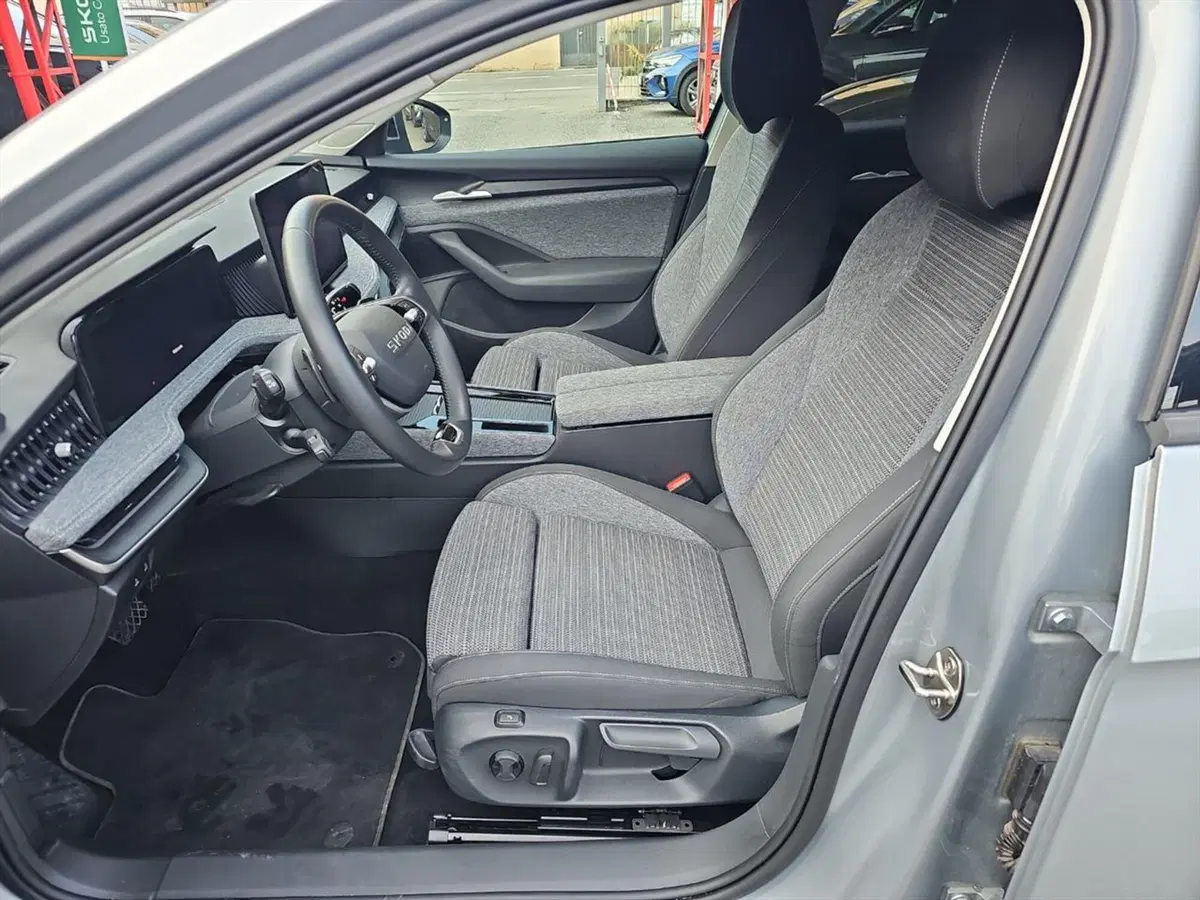 Skoda Superb usata a Lecco (9)