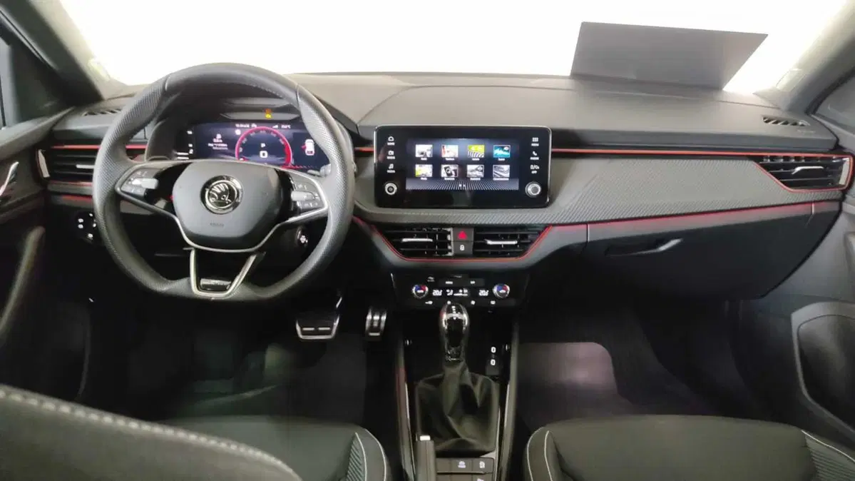 Skoda Scala usata a Taranto (12)