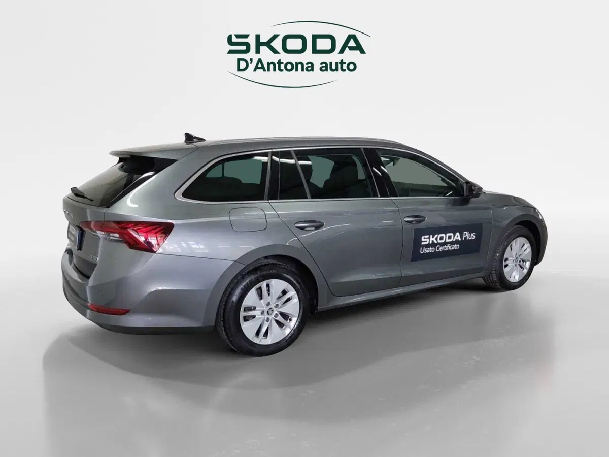 Skoda Octavia Station Wagon usata a Taranto (7)