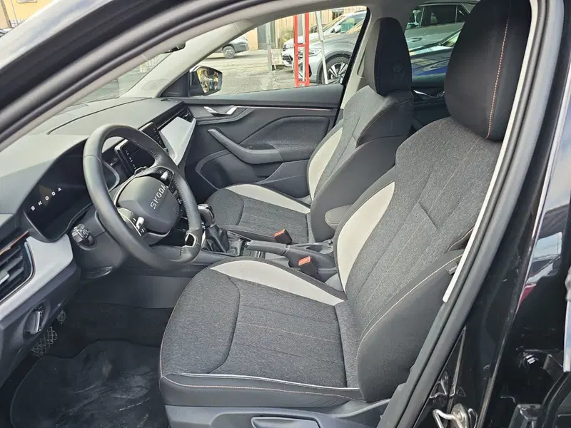 Skoda Scala nuova a Lecco (12)
