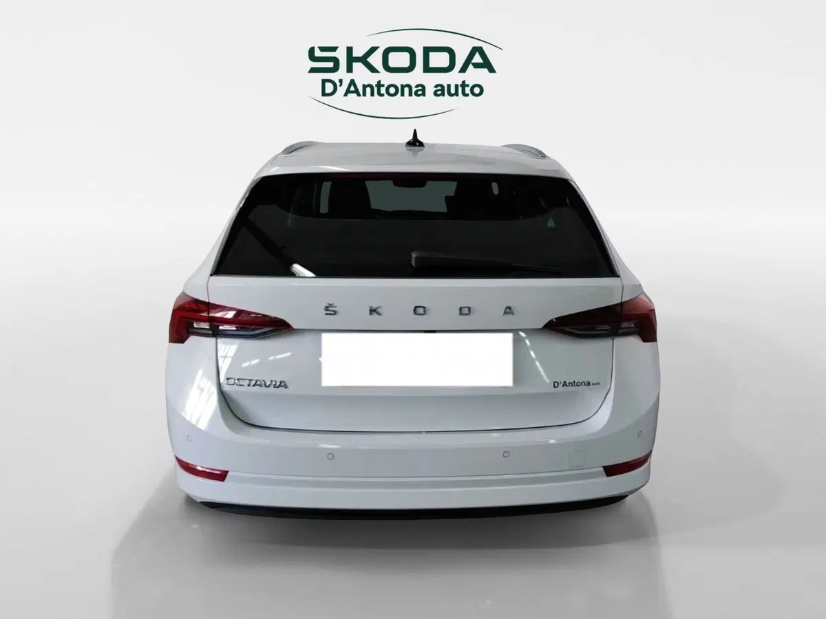 Skoda Octavia Station Wagon usata a Taranto (7)