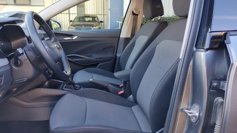 Skoda Fabia usata a Taranto (10)
