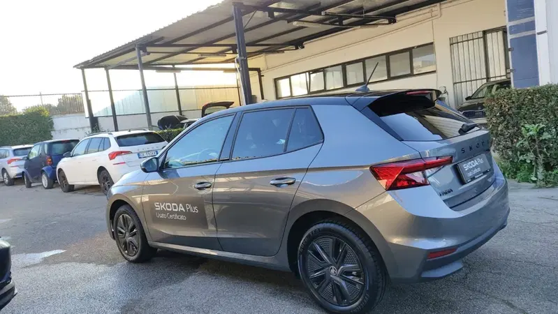 Skoda Fabia usata a Taranto (6)