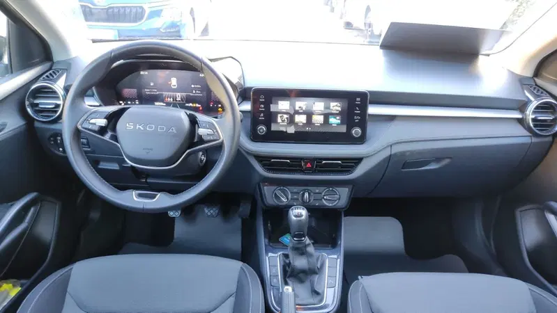 Skoda Fabia usata a Taranto (8)