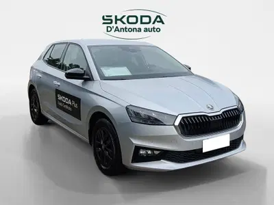 Skoda Fabia 1.0 tsi evo Young Edition 95cv del 2025 usata a Taranto