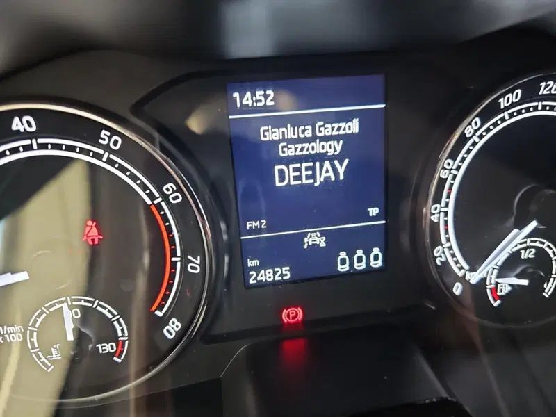 Skoda Kamiq usata a Lecco (13)